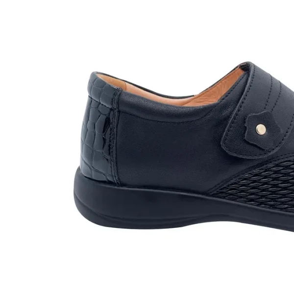 High Quality Light Weight Comfortable Rubber Sole Classic Leisure Leather Sandals - Image 4