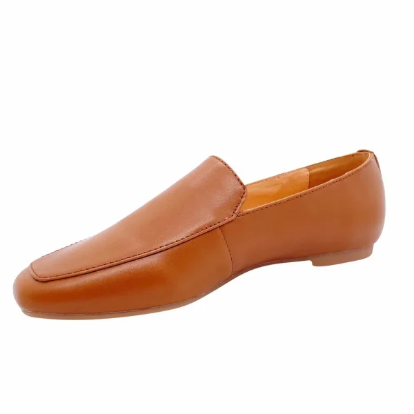 Hot Sales Stylish Women Leather Shoes Classic Leisure Womens Leather Loafers - Image 3