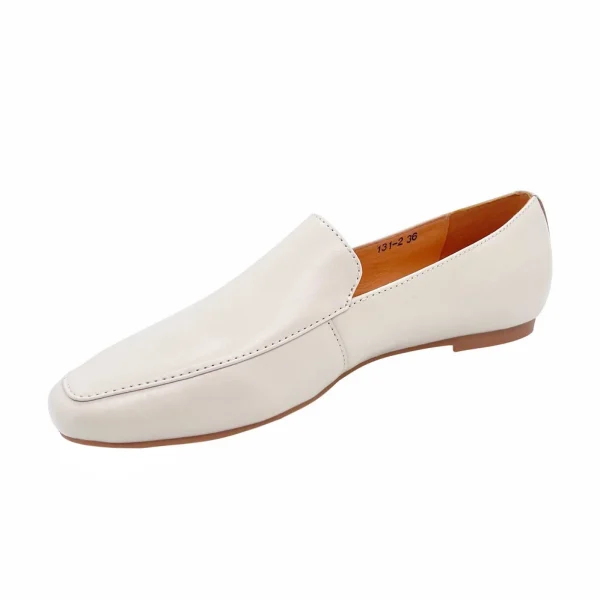 Hot Sales Stylish Women Leather Shoes Classic Leisure Womens Leather Loafers - Image 3